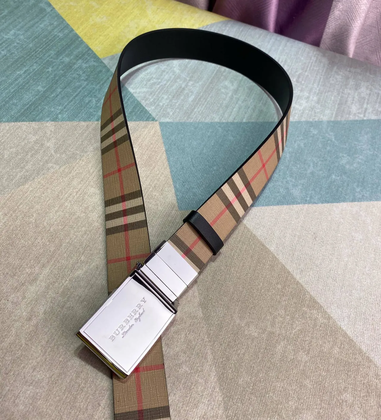 Burberry বেইজ বাদামি হাউস চেক চকচকে আয়তাকার বকল ক্যানভাস বেল্ট 8