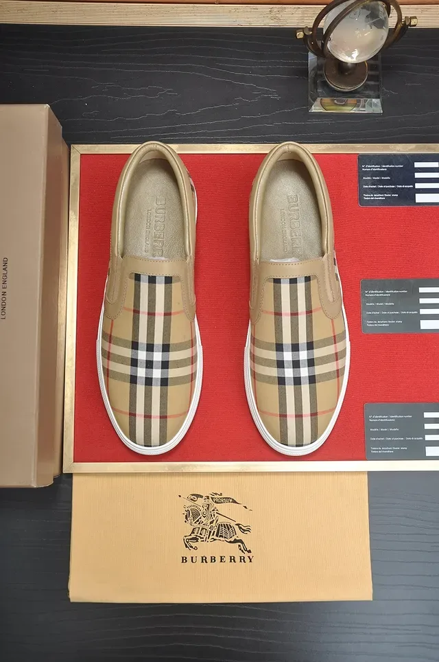 Burberry বেইজ সাদা স্লিপ-অন চেক-প্যাটার্ন ক্যানভাস উপর লাইফস্টাইল স্নিকার্স 3