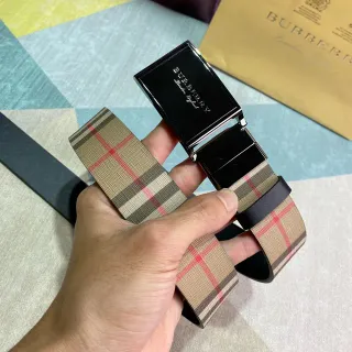 Burberry Knight Beige Check উল্টানো যায় এমন চামড়ার বেল্ট