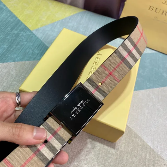 Burberry Knight Beige Check Reversible Leather Belt 3