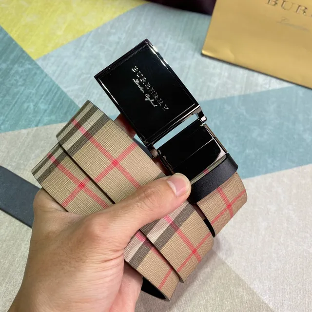 Burberry Knight Beige Check Reversible Leather Belt 4