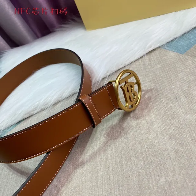 Burberry Knight Cinto de Couro Liso Tan com Fivela Circular de Monograma Marrom Dourado 5