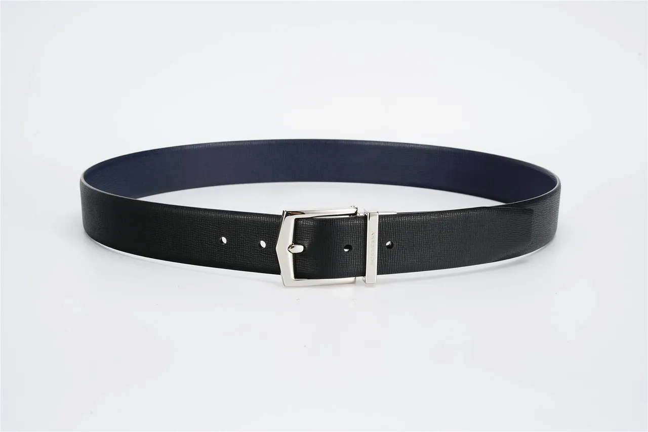 Burberry Knight Reversible Textured Leather Belt 9