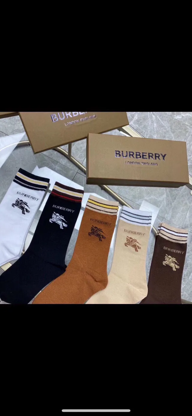 Burberry 标志刺绣条纹袖口船袜 3