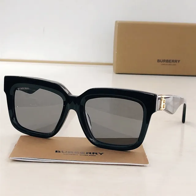 Burberry Oversized Square Tortoiseshell Sunglasses 7