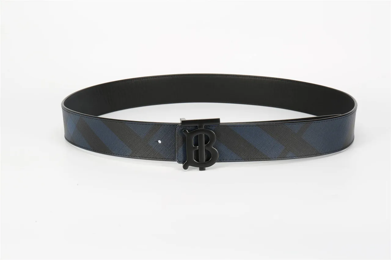 Burberry Thomas Monogram Black Navy Diagonal House Check Pattern Matte Buckle Leather Belt 18