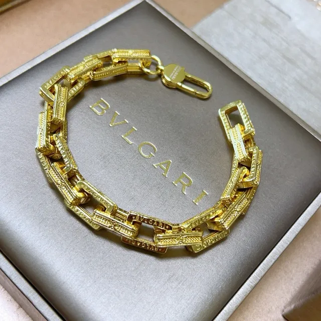 Bvlgari B.zero1 ज्यामितिक आयताकार लिंक सोने का कंगन 9