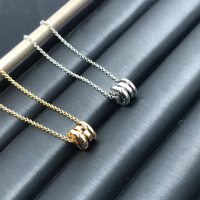Bvlgari B.zero1 玫瑰金叠加圆盘项链 2