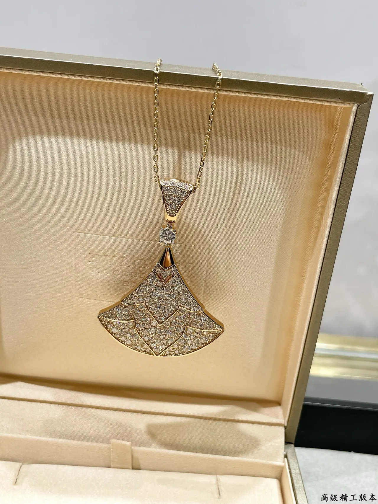 Bvlgari Divas’ Dream 扇形 Pavé 项链 6