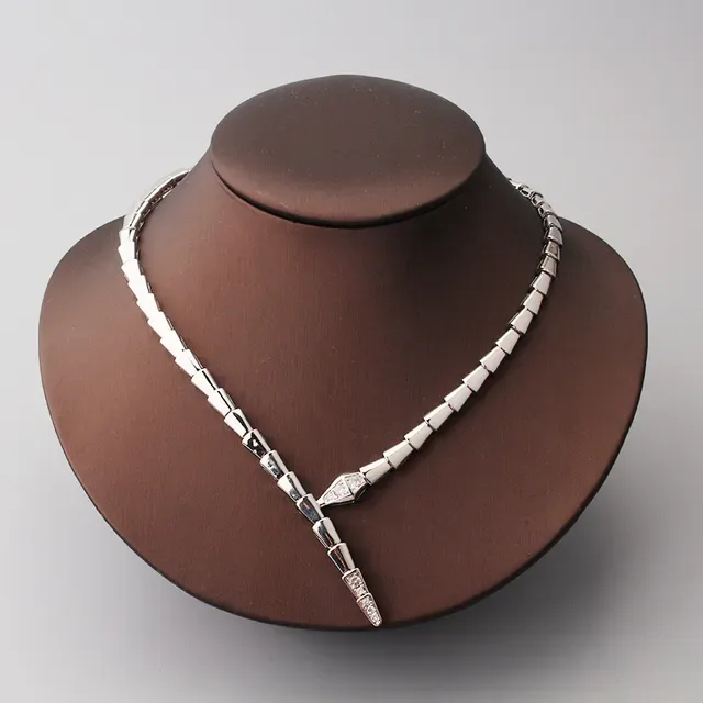 Bvlgari Serpenti Articulated Diamond-Pavé Snake Necklace 3