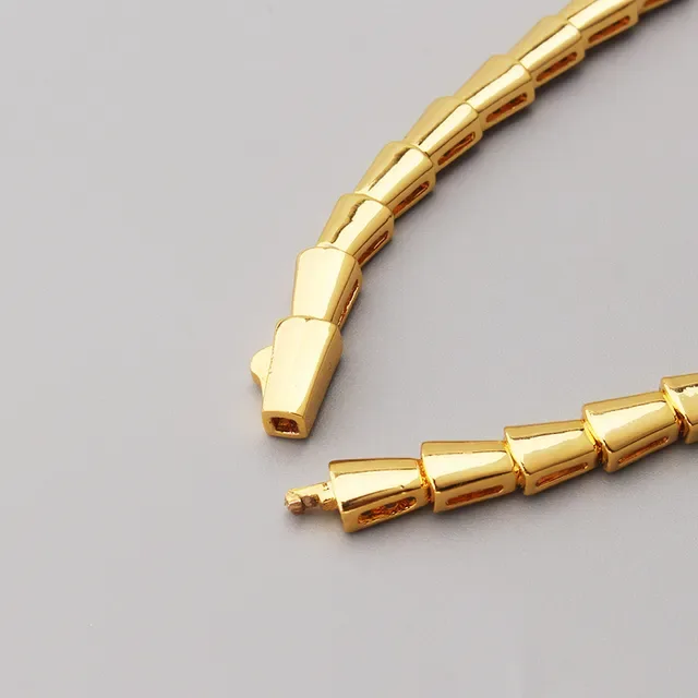Bvlgari Serpenti Articulated Diamond-Pavé Snake Necklace 6