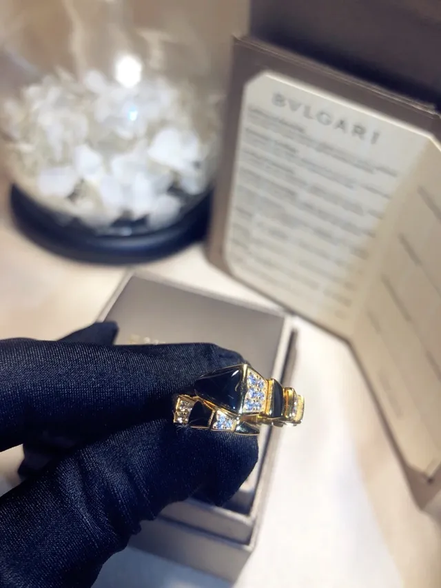 Bvlgari Serpenti-Inspirado Dual-Tono Oro Esmalte Negro Pavé Diamantes Anillos 6