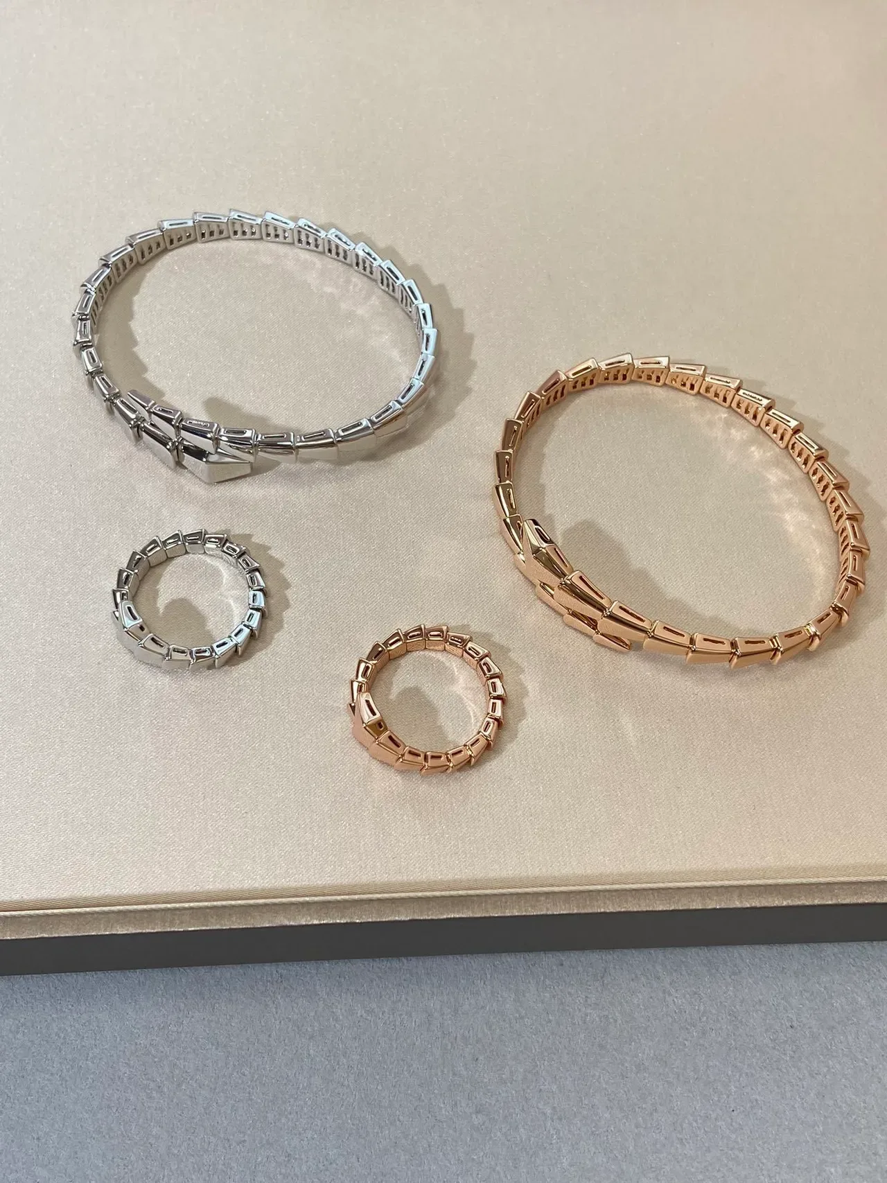 Bvlgari Silver Gold Segmented Geometric Links Serpent-Head Clasp Bracelet 3
