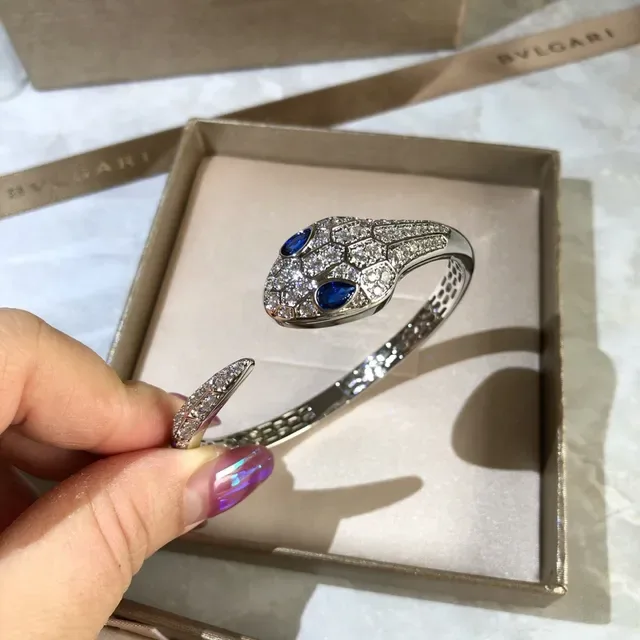 Bvlgari सिल्वर ग्रीन स्नेक हेड कफ पावे डायमंड स्केल पैटर्न ब्रेसलेट 6