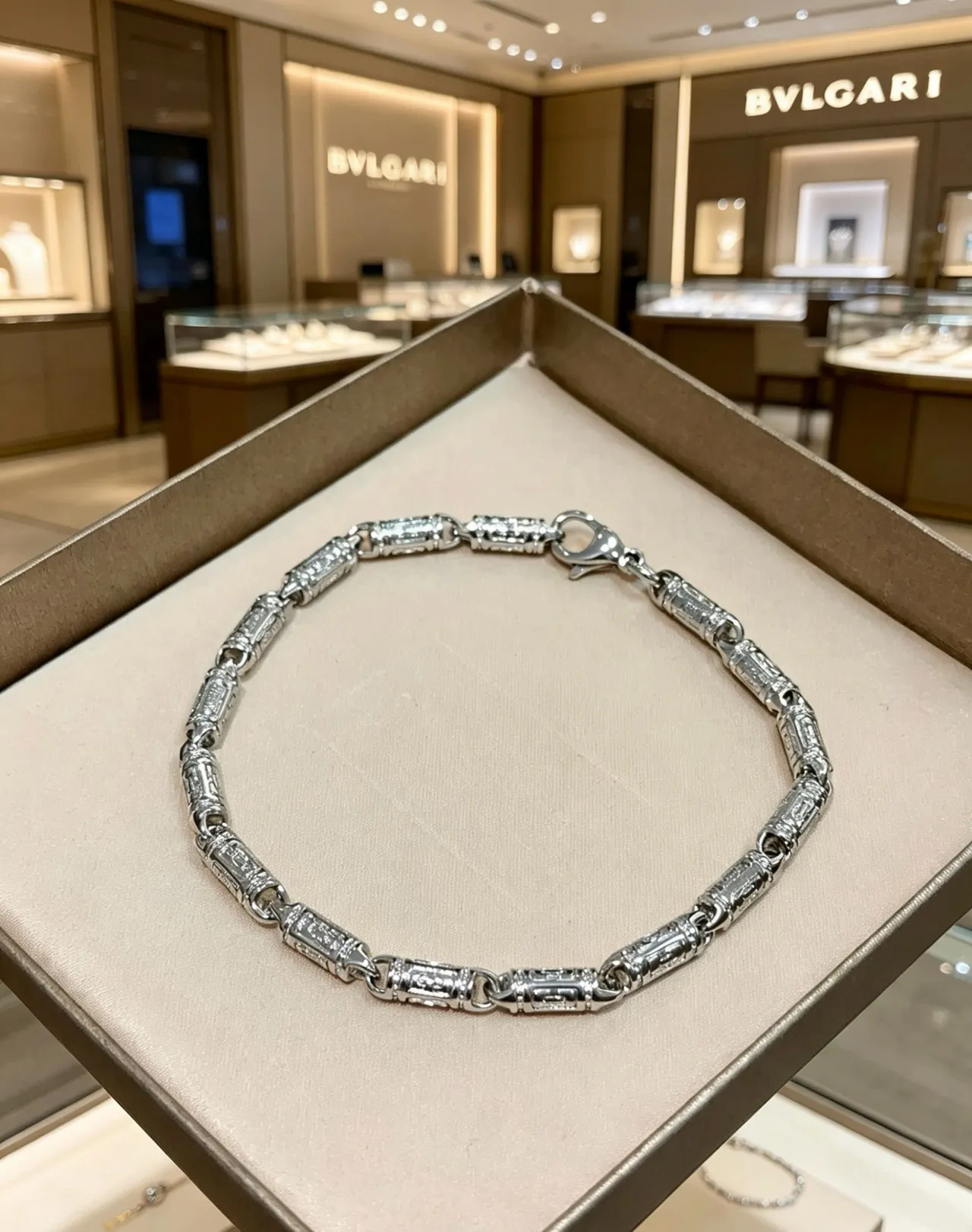 Bvlgari Silver Tubular Links Engraved Geometric Detailing Bracelet 7
