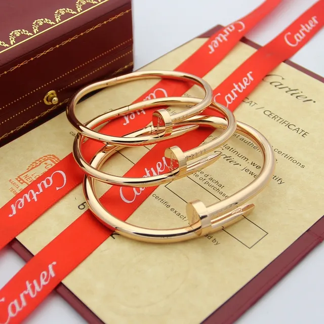 Cartier Juste un Clou bracelet rigide motif tête de clou or noir 5