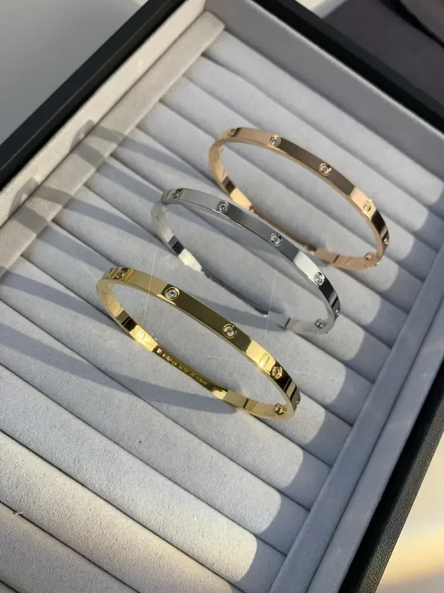 Cartier Juste un Clou Gold Silver Rectangular Bar Profile Five Bezel-Set Round Stones Bracelet 2