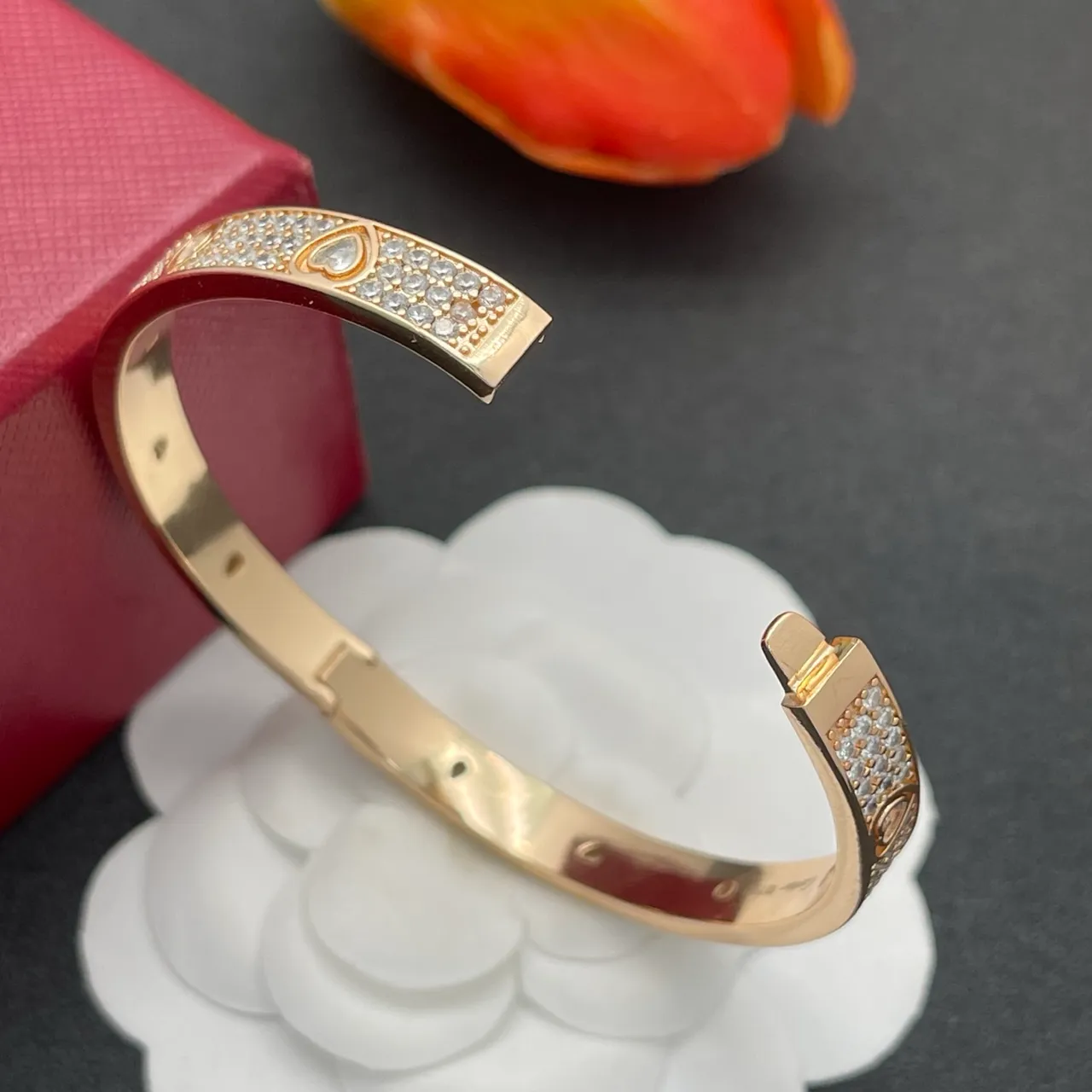Cartier Juste un Clou Pavé Heart Teardrop Rose Gold Bracelet 4