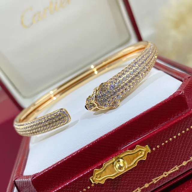 Cartier Panthère Pavé Diamond Panther Head Bangle Bracelets 5
