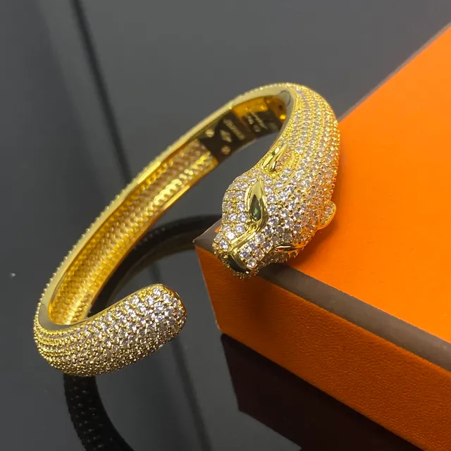 Cartier Panthère Pavé Panther Head Open-Cuff Bracelet 4