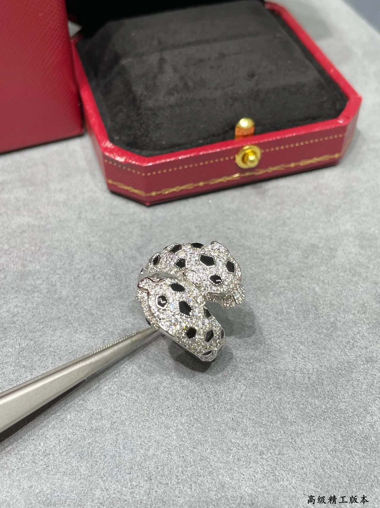 Cartier Panthère Pavé Panther Head Rings 3