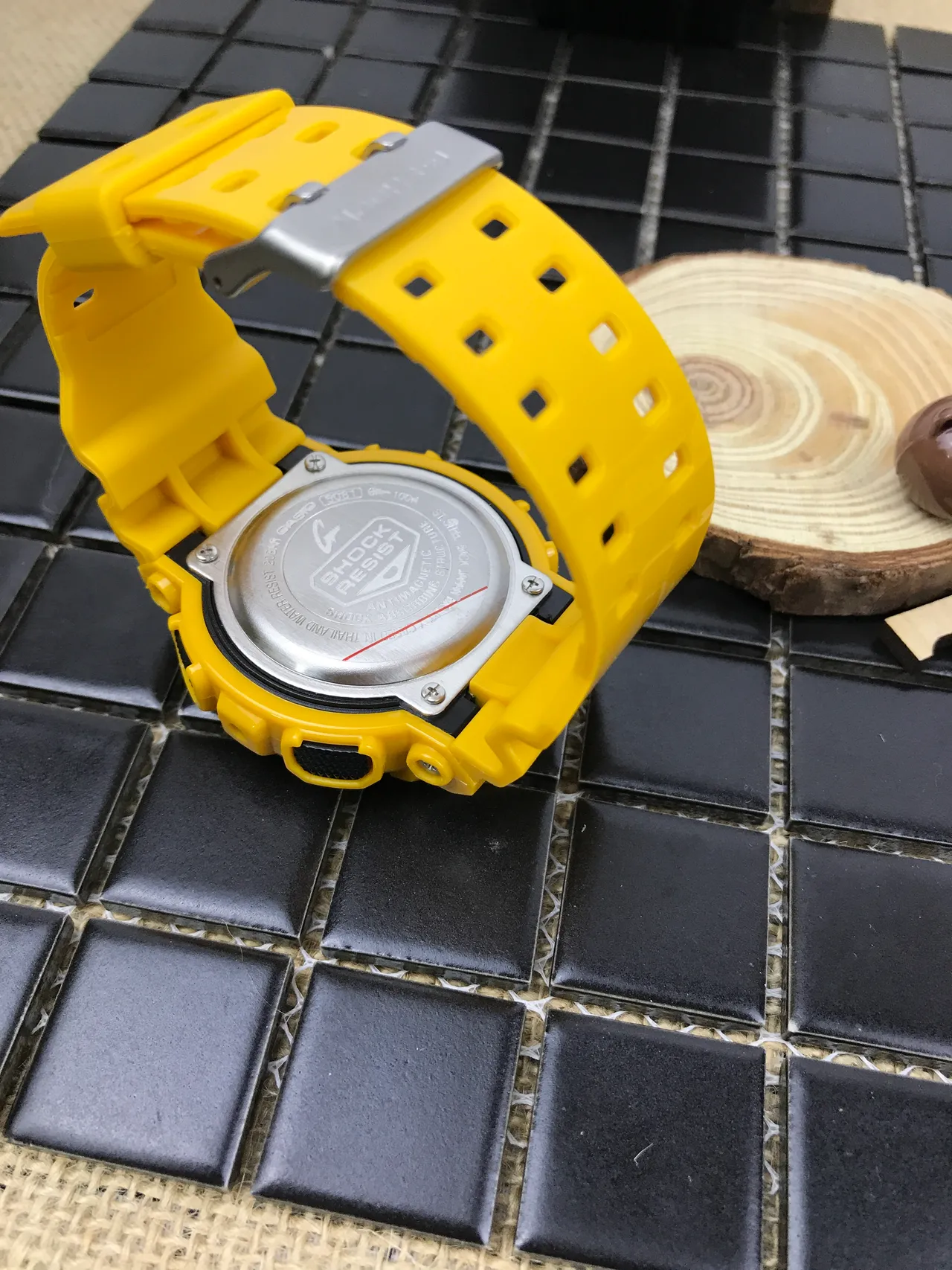 Casio G-Shock GA-100 黄黑 运动手表 7