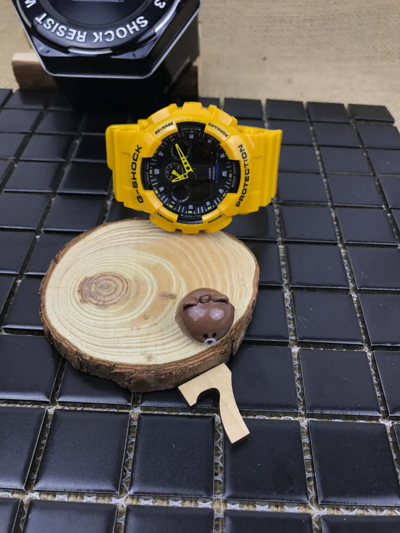 Casio G-Shock GA-100 黄黑 运动手表 8