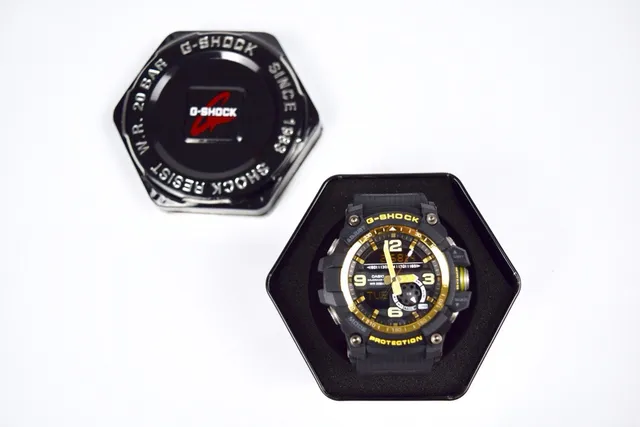 Casio G-Shock Mudmaster Black and Gold স্পোর্টস ওয়াচ 5