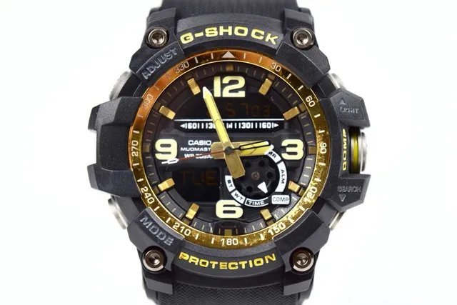 Casio G-Shock Mudmaster Black and Gold স্পোর্টস ওয়াচ 9