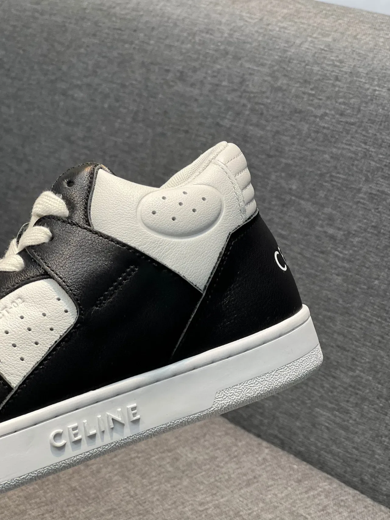 Celine CT-01 黑白皮革高帮生活方式运动鞋 9