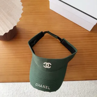Chanel 军绿色 米色 刺绣标志 遮阳帽轮廓 棒球帽
