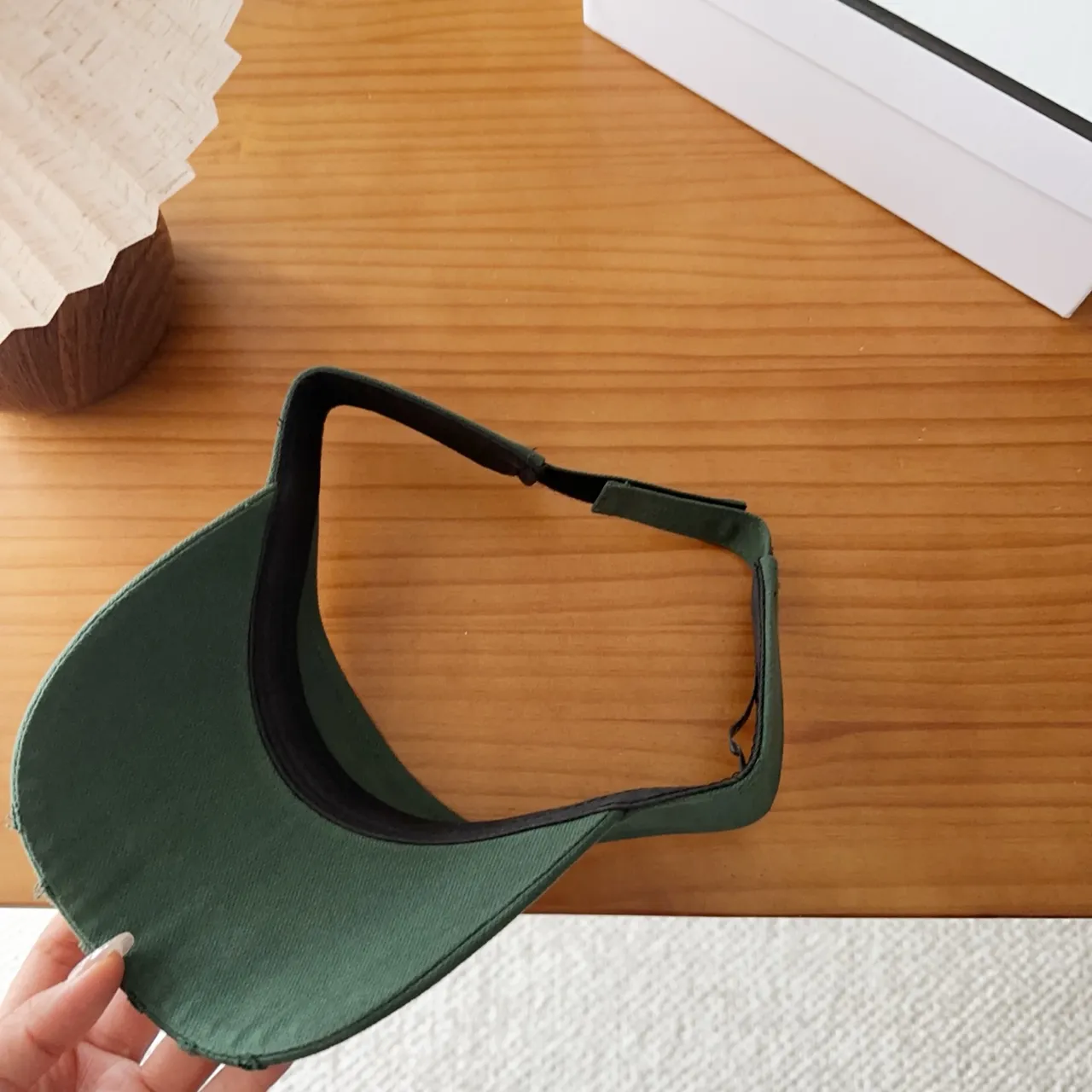 Chanel Vert Militaire Beige Logo Brodé Silhouette Visière Casquette de Baseball 5