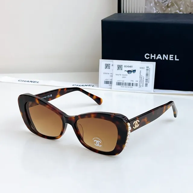 Chanel Black Gold Cat-Eye Silhouette Acetate Frame Sunglasses 2