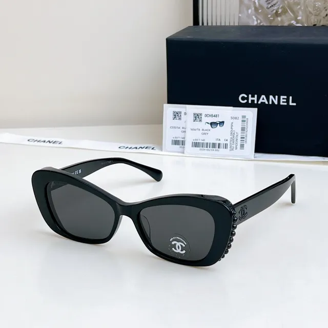 Chanel Black Gold Cat-Eye Silhouette Acetate Frame Sunglasses 3
