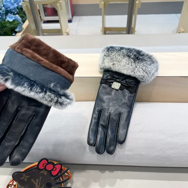 Chanel 黑色灰色大理石纹仿皮草袖口皮革手套 5