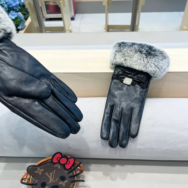 Chanel 黑色灰色大理石纹仿皮草袖口皮革手套 6
