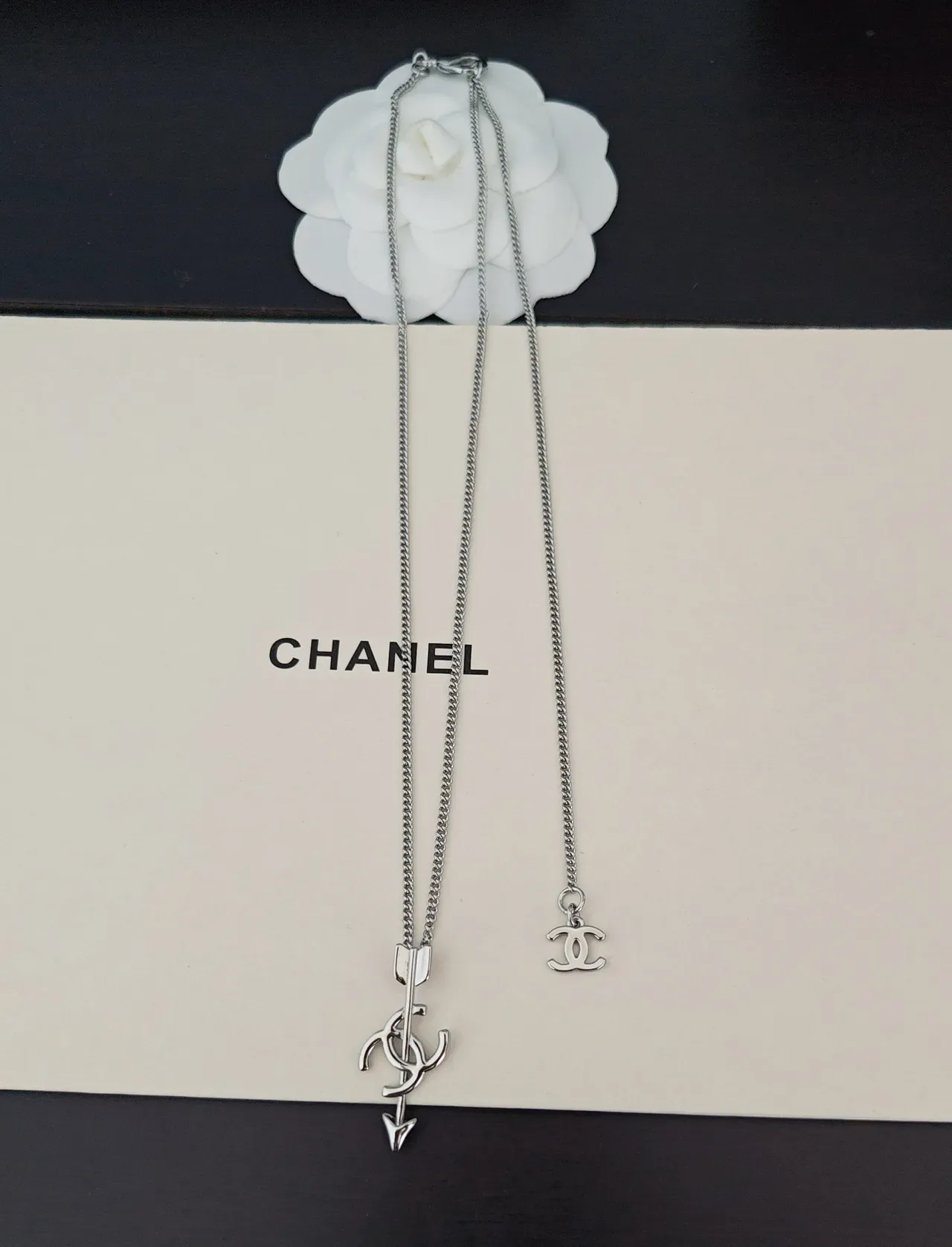 चैनल CC Arrow Pendant सिल्वर चेन नेकलेस 3