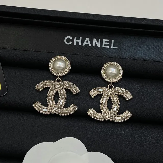 Chanel CC Logo Boucles d'Oreilles Perles et Cristal 4