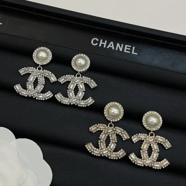Chanel CC Logo Boucles d'Oreilles Perles et Cristal 6