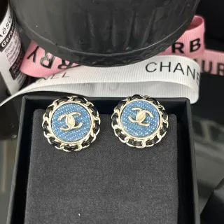 Chanel سلاسل دراسي أزرق أسود حدود دائرية أقراط