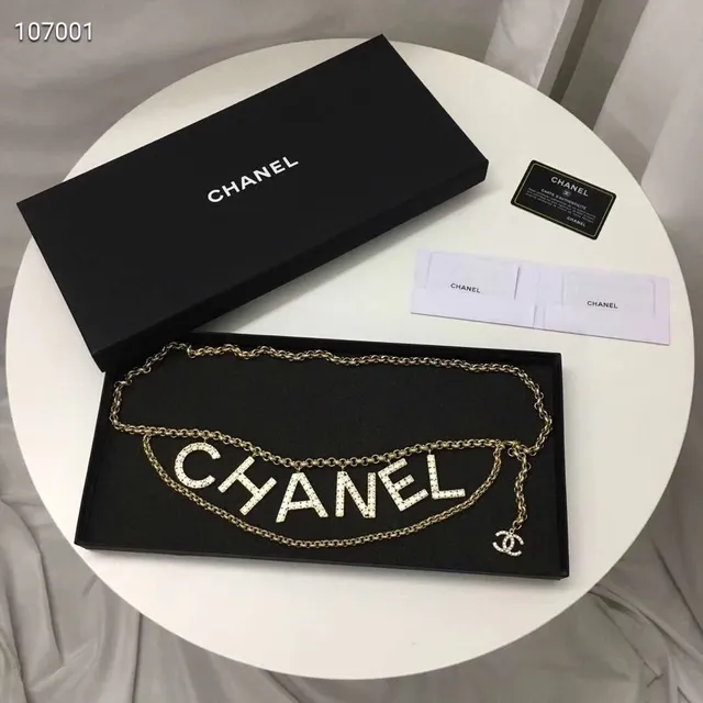 Chanel 水晶镶嵌 Logo 双链时尚腰带包 3