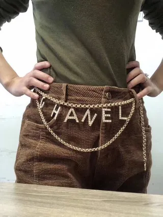 Chanel 水晶镶嵌 Logo 双链时尚腰带包 9