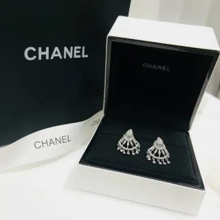 Chanel Pendientes de diamantes Pavé en forma de abanico Chandelier