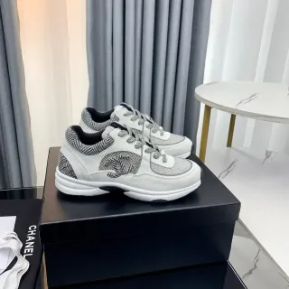 Chanel ধূসর সাদা Herringbone টেক্সটাইল প্যানেল Interlocking CC Logo চাংকি স্নিকার