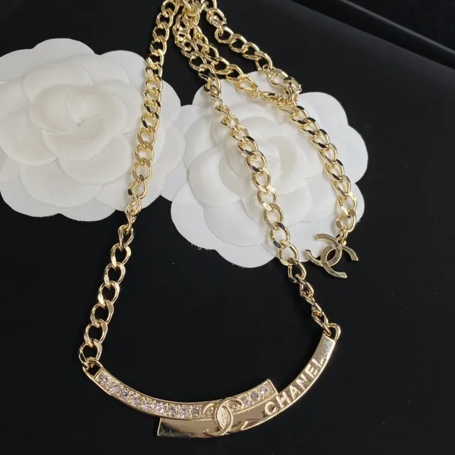 Chanel Signature Chain Necklace Or Transparent Curb Cristallisé Barre courbée Collier 3