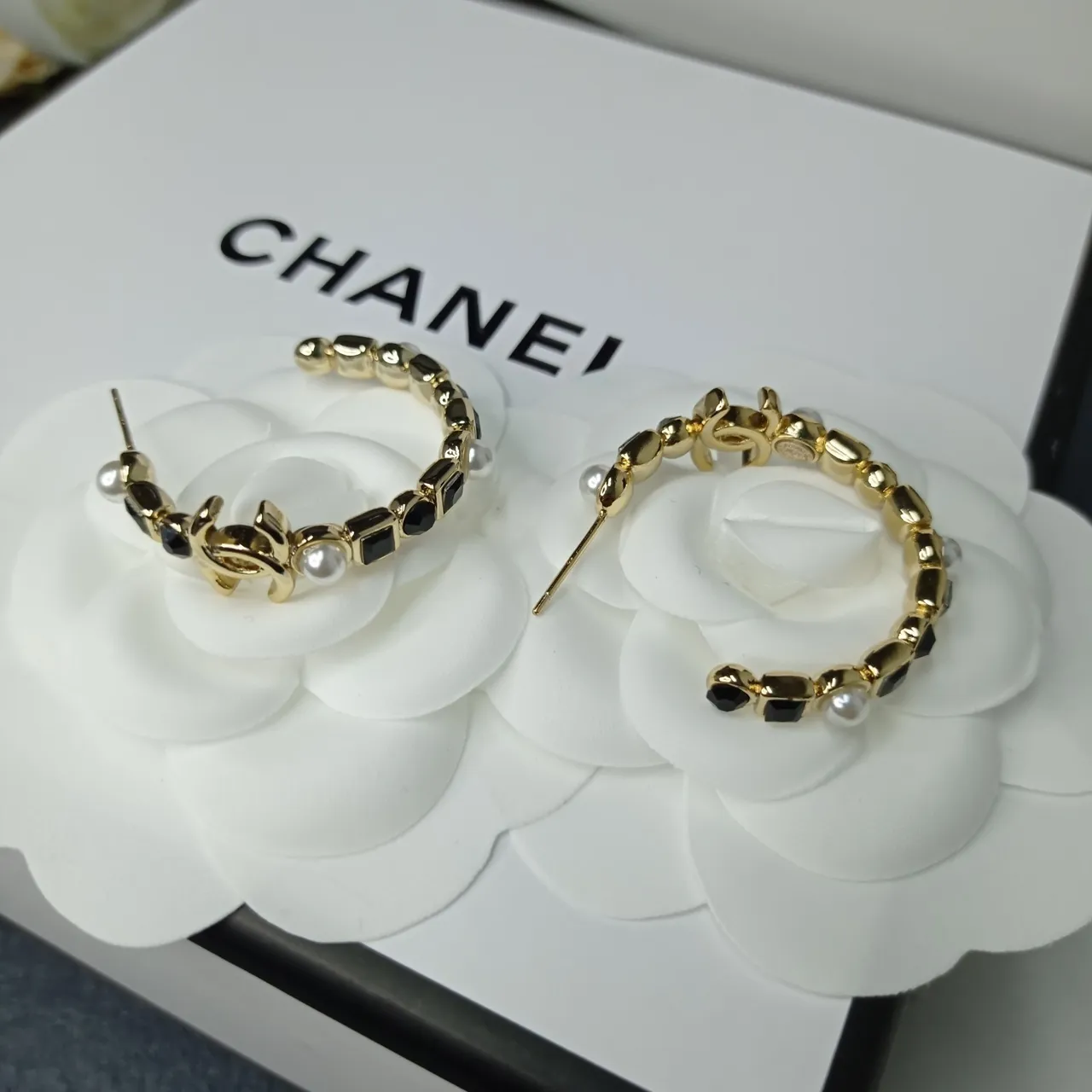 Chanel Silver Black Hoop Earring Interlocking CC Logo Earrings 8