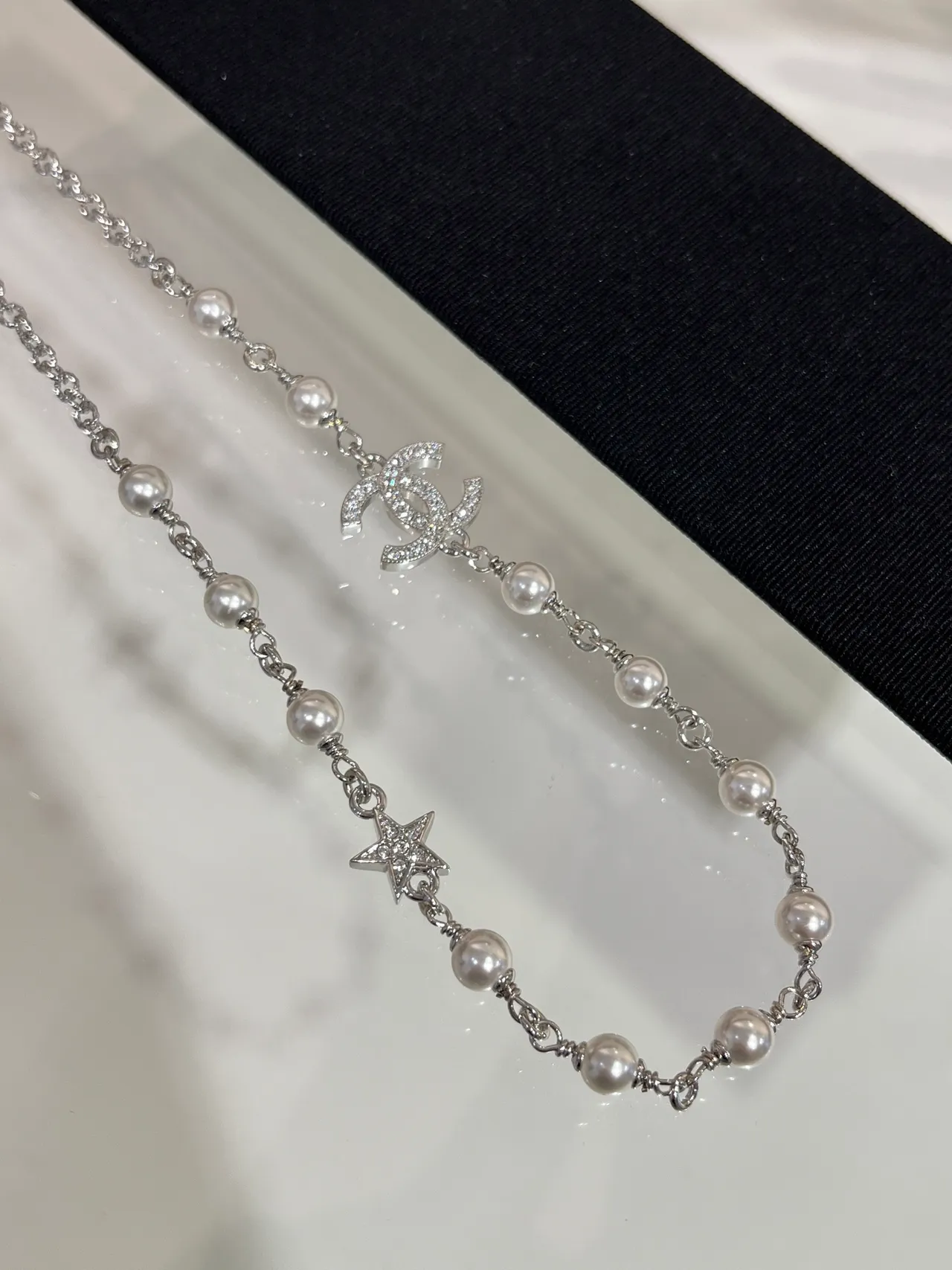 Chanel Cadena Plata Blanca Cadena Perlas Cultivadas Collar 3