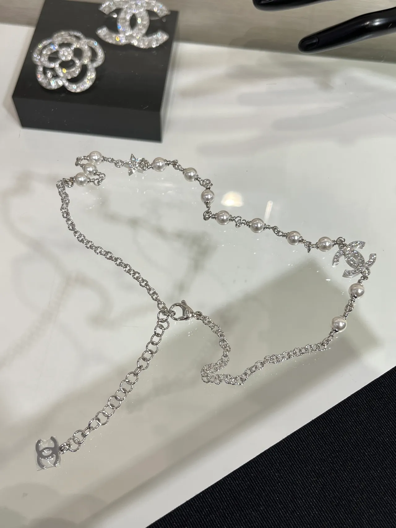 Chanel Cadena Plata Blanca Cadena Perlas Cultivadas Collar 5