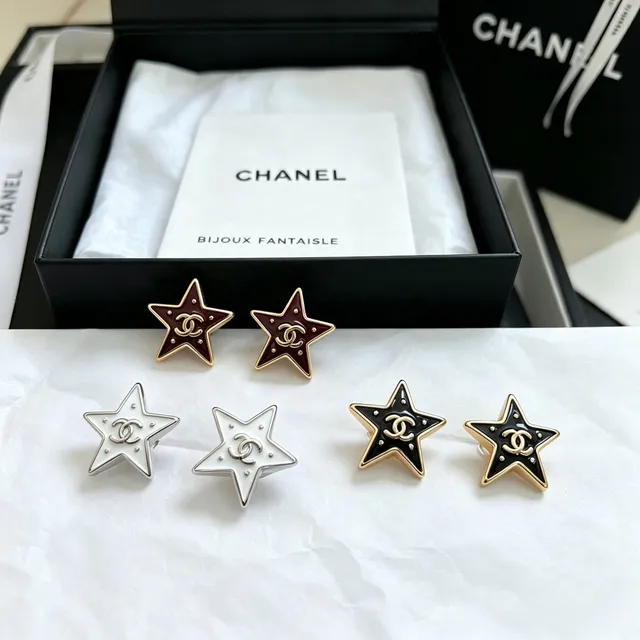 Chanel Star Enamel and Gold-Tone CC Logo Stud Earrings 3