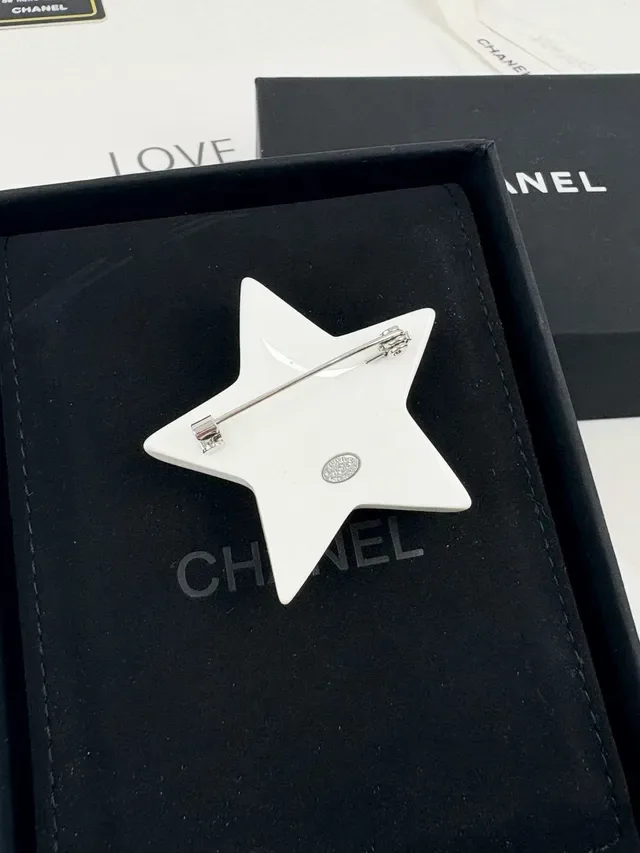 Chanel ताराकार क्रिस्टल CC Logo ब्रोच 7